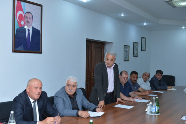 Lənkəranda kənd təsərrüfatı məsələlərinə həsr olunan müşavirə keçirilib