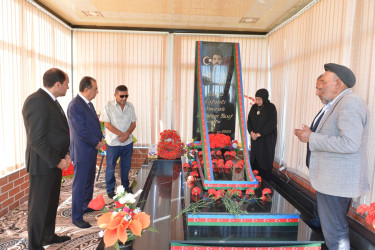 Lənkəran ŞİH başçısı şəhid Elşad Zeynallı və Əmrah Cəfərlinin məzarını ziyarət edib