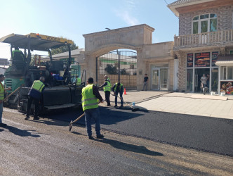 Taleh Qaraşov asfaltlanması həyata keçirilən Əli Məmmədov küçəsinə baxış keçirib