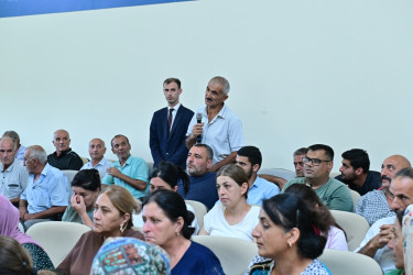 Taleh Qaraşov Haftoni qəsəbəsinin, Xanlıqlı və Talışlı kəndlərinin sakinlərinin qayğı və problemlərini dinləyib