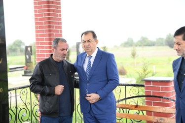 Taleh Qaraşov şəhid Kamran Səmədovun anım günündə iştirak edib