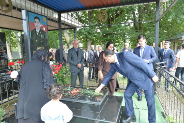 Lənkəran ŞİH başçısı şəhid  Zaur İsmayılzadənin məzarını ziyarət edib