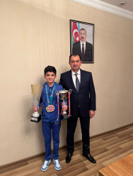 Taleh Qaraşov  Avropa çempionu olan 13 yaşlı Nizami Əliyevi qəbul edib