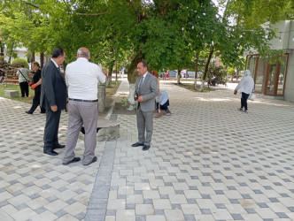 Taleh Qaraşov Lənkəranda “Şəhərsalma və memarlıq ili” çərçivəsində aparılan abadlıq-yenidənqurma işləri ilə yerində tanış olub