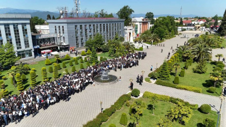 Lənkəranda Ümummilli Lider Heydər Əliyevin anadan olmasının  103-cü ildönümü ehtiramla qeyd olunub