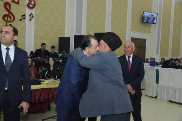 Taleh Qaraşov Vətən müharibəsi I qrup əlili Xəyyam Əhmədovun övladının toy şənliyində iştirak edib