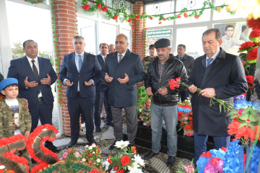 Vətən müharibəsi şəhidləri Raqim Hadıyev, Zabil İbadzadə və Eşqin Cəfərzadənin anım günündə məzarı ziyarət olunub