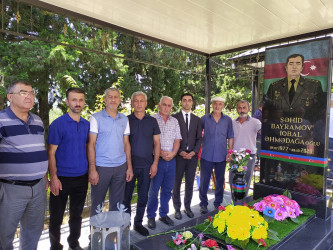 Şəhid İqbal Bayramovun doğum günündə məzarı ziyarət olunub
