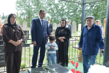 Lənkəran ŞİH başçısı şəhid  Zaur İsmayılzadənin məzarını ziyarət edib