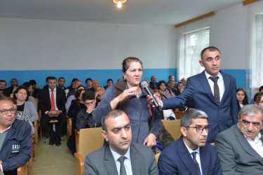 Taleh Qaraşov Vel və Siyavar kəndlərinin sakinlərinin qayğı və problemlərini dinləyib