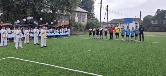 Lənkəranda şəhid Samir Allahverdiyevin adına minifutbol meydançası açılıb