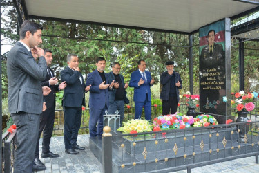 Taleh Qaraşov şəhid İqbal Bayramovun anım günündə iştirak edib