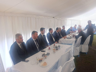 Taleh Qaraşov şəhid İlham Cəfərovun anasının hüzr mərasimində iştirak edib