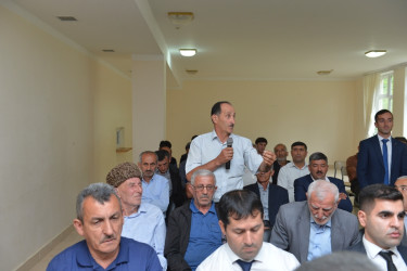 Taleh Qaraşov dağ kəndi olan Bəliton sakinlərinin qayğı və problemlərini dinləyib