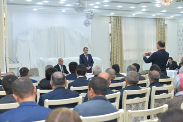 Taleh Qaraşov Digah və Şiləvar kəndlərinin sakinlərinin qayğı və problemlərini dinləyib