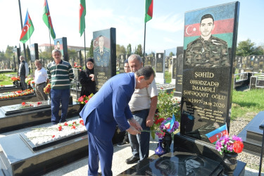 Taleh Qaraşov şəhid İmaməli Əhədzadənin anım günündə iştirak edib