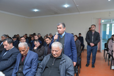 Taleh Qaraşov Havzova kəndinin sakinlərinin qayğı və problemlərini dinləyib