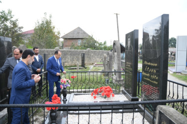 Taleh Qaraşov şəhid Elşad Zeynallının anım günündə iştirak edib