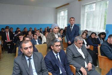 Taleh Qaraşov Vel və Siyavar kəndlərinin sakinlərinin qayğı və problemlərini dinləyib