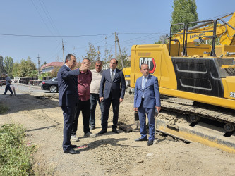 Taleh Qaraşov Lənkəranın kanalizasiya sisteminin yenilənməsi işləri ilə yerində tanış olub