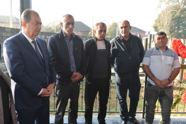 Taleh Qaraşov şəhid Ayxan Qurbanzadənin anım günündə iştirak edib