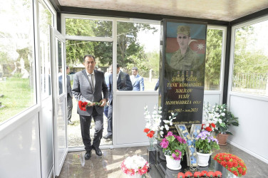 Taleh Qaraşov antiterror əməliyyatları zamanı şəhid olan Yusif Xəlilovun məzarını ziyarət edib