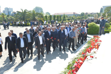 Lənkəranda Ümummilli Lider Heydər Əliyevin anadan olmasının 102-ci illiyi qeyd edilib