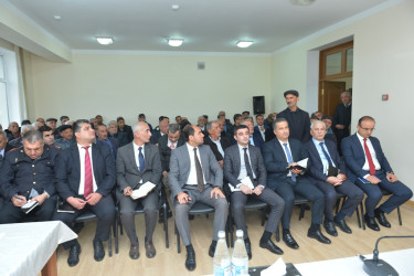 Taleh Qaraşov Qurumba və Narbağı kəndlərinin sakinlərinin qayğı və problemlərini dinləyib