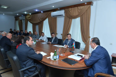 Lənkəranda kənd təsərrüfatı məsələlərinə həsr olunan müşavirə keçirilib
