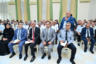 Taleh Qaraşov Şağlakücə kənd inzibati ərazi dairəsinin sakinlərinin qayğı və problemlərini dinləyib