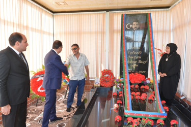 Lənkəran ŞİH başçısı şəhid Elşad Zeynallı və Əmrah Cəfərlinin məzarını ziyarət edib