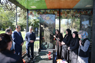 Taleh Qaraşov şəhid Mehdi Qənbərlinin anım günündə iştirak edib