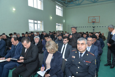 Taleh Qaraşov Osakücə, Pambəyi, Tatoba, Sinovli, Moloja və Haftaruon kəndlərinin sakinlərinin qayğı və problemlərini dinləyib
