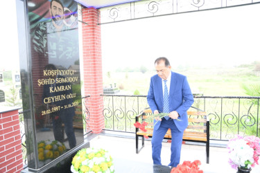 Taleh Qaraşov şəhid Kamran Səmədovun anım günündə iştirak edib
