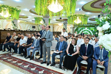 Taleh Qaraşov Gərmətük qəsəbə inzibati ərazi dairəsinin sakinlərinin qayğı və problemlərini dinləyib