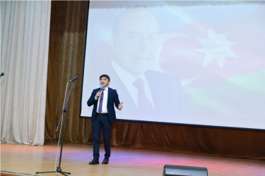 Lənkəranda Ümummilli Lideri Heydər Əliyevin anadan olmasının 103-cü ildönümü qeyd olunub