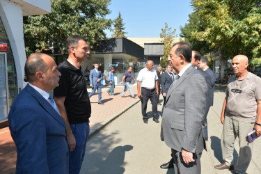 Lənkəranda “Veteranlar Parkı” əsaslı təmirdən sonra sakinlərin istifadəsinə verilib
