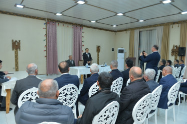 Taleh Qaraşov Kənarmeşə, Seyidəkəran və Şilim kəndlərinin sakinlərinin qayğı və problemlərini dinləyib