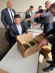 Lənkəranda 2025-ci il barama mövsümü üçün kümçülərə 200 qutu ipəkqurdu toxumu paylanılıb