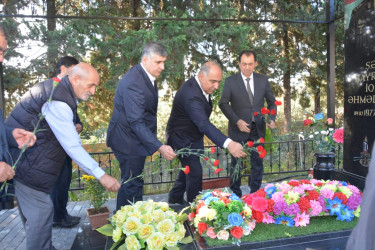 Taleh Qaraşov Vətən müharibəsi şəhidi İqbal Bayramovun anım günündə məzarını ziyarət edib