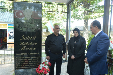 Taleh Qaraşov şəhid  Araz Həbibovun anım günündə iştirak edib
