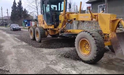 Şiləvar bələdiyyəsi tərəfindən Şiləvar-Digah yolunun 1.5 km-lik hissəsində cari təmir işləri aparılıb