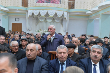 Taleh Qaraşov Liman şəhər, Şirinsu qəsəbə və Qumbaşı kəndinin sakinlərinin qayğı və problemlərini dinləyib