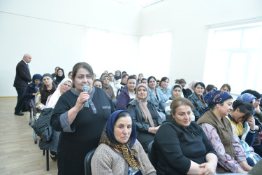 Taleh Qaraşov Separadi və Tükəvilə kəndlərinin sakinlərinin qayğı və problemlərini dinləyib