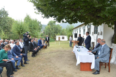 Ucqar dağ kəndləri olan Günəhir, Türkəncil və Qodəsə kəndlərinin sakinləri Taleh Qaraşovun səyyar qəbulundan razı qalıblar