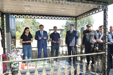 Lənkəran ŞİH başçısı şəhid Vüsal Quliyev və Samir Quliyevin məzarlarını ziyarət edib