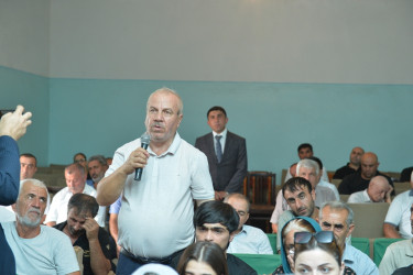Taleh Qaraşov Göyşaban və Ürgə kəndlərinin sakinlərinin qayğı və problemlərini dinləyib