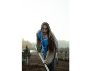 Heydər Əliyev Fondunun vitse-prezidenti, IDEA İctimai Birliyinin təsisçisi və rəhbəri Leyla Əliyeva, Bakı Media Mərkəzinin rəhbəri Arzu Əliyeva və Alena Əliyeva Lənkərana səfər çərçivəsində ekoloji aksiyalarda iştirak ediblər