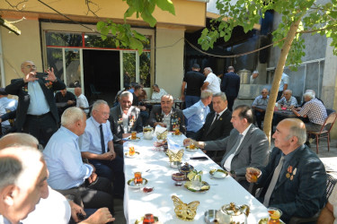 Lənkəranda “Veteranlar Parkı” əsaslı təmirdən sonra sakinlərin istifadəsinə verilib