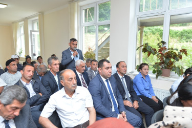 Taleh Qaraşov dağ kəndi olan Bəliton sakinlərinin qayğı və problemlərini dinləyib